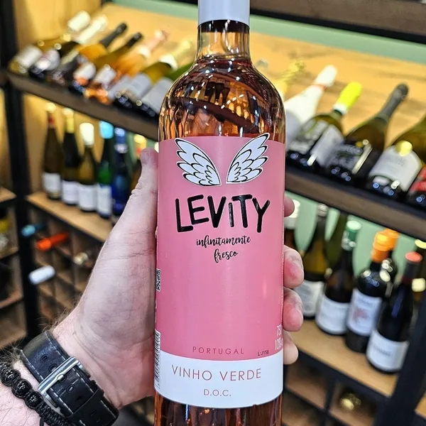 Levity Vinho Verde Rosé