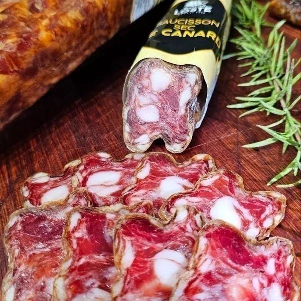 Сыровяленая колбаса saucisson sec de canard из мяса дикой утки