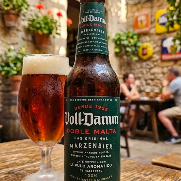 Voll-Damm Doble Malta